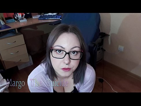 ❤️ Sexy Girl mit Brille saugt Dildo tief vor der Kamera ️ Russian porn bei de.fashiontee.top ️❤