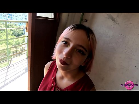 ❤️ Studentin saugt einen Fremden im Outback - Sperma auf seinem Gesicht ️ Russian porn bei de.fashiontee.top ️❤